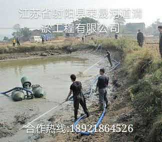 䓹